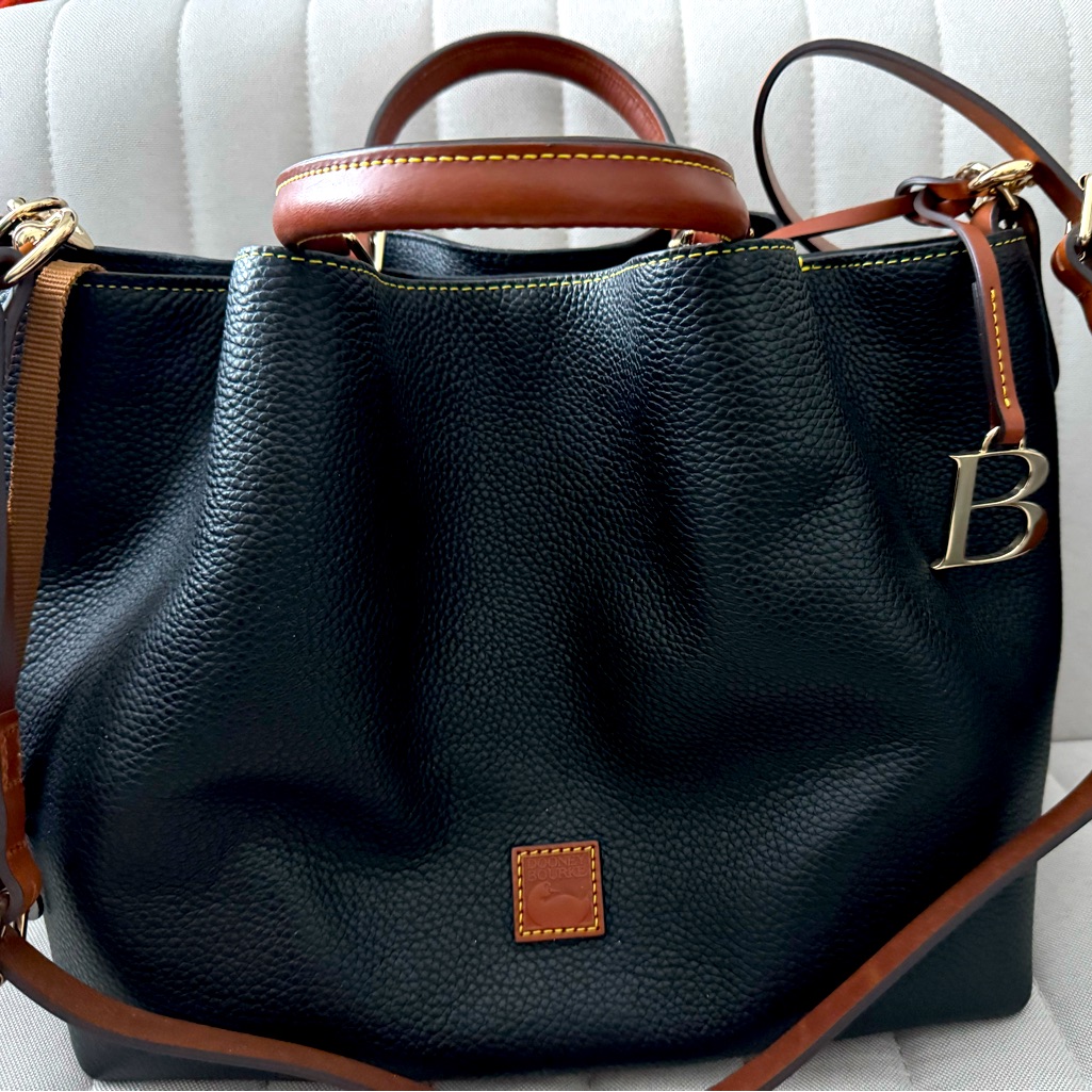 D&B * Like New* Pebble Grain Leather Large Barlow Satchel
